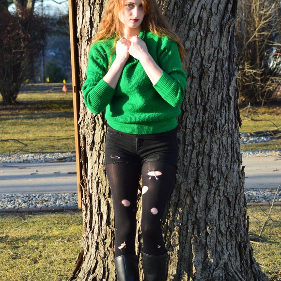 Vintage Green Sweater Size S-M - Picture 4 of 5